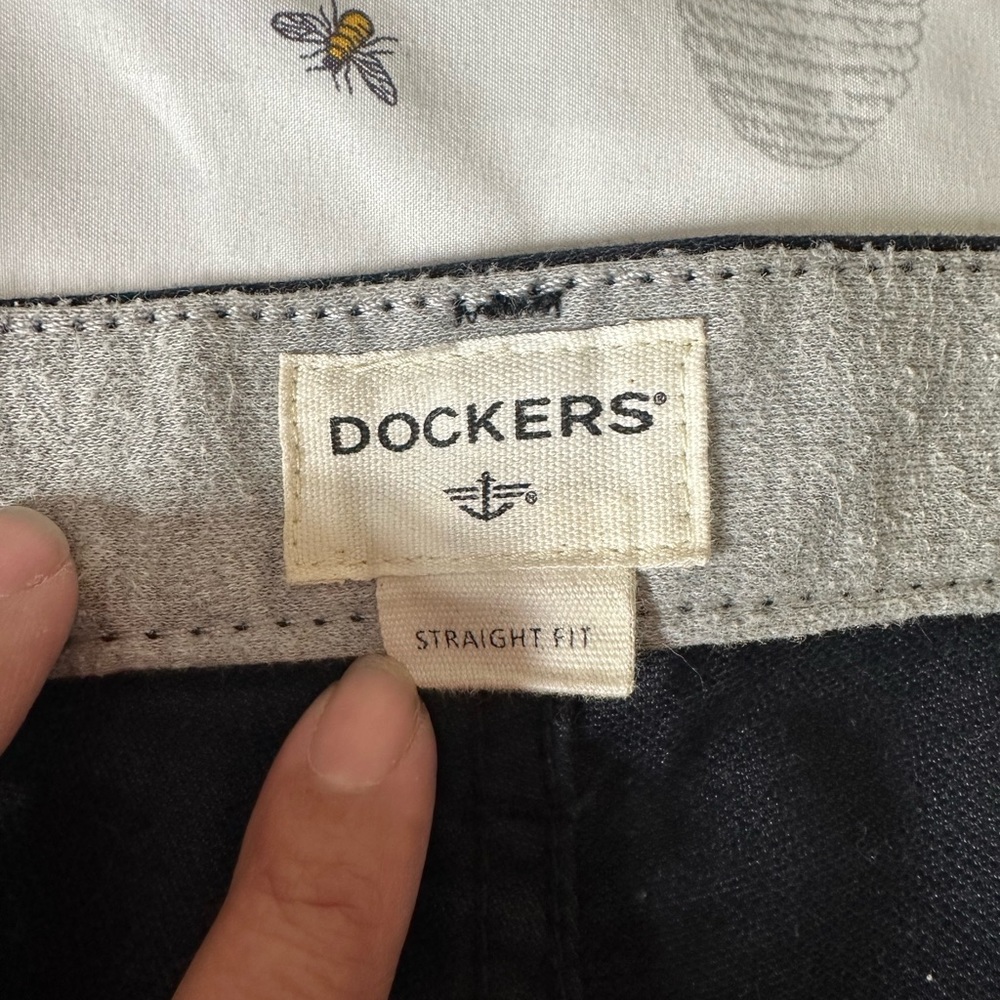 Dockers Pants - Picture 4 of 5